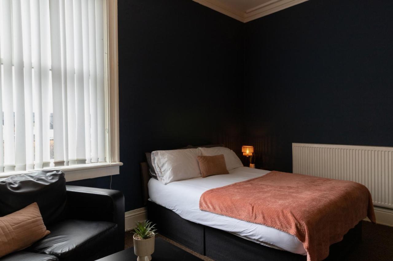 Digbeth City Centre Apartment Sleeps 12 Opposite Coach Station Бирмингам Екстериор снимка